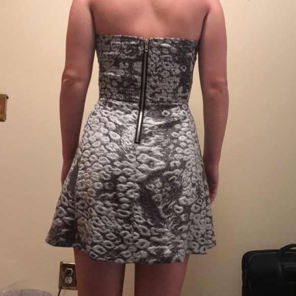 Strapless Mini Dress - Fun Pattern - Picture 6 of 6